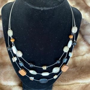 BROWN, BLACK AND CREAM NECKLACE